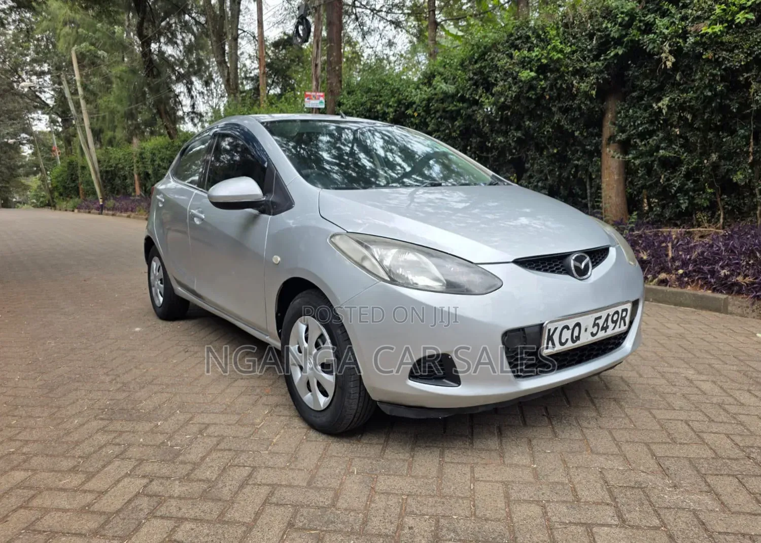 Mazda Demio 2012 Silver