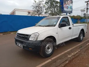 Isuzu D-MAX 2006 White