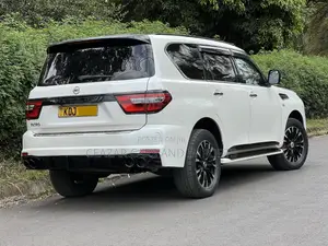 Nissan Patrol 2015 White