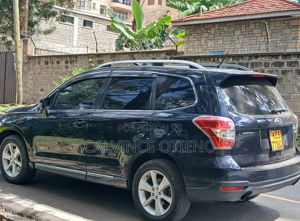 Subaru Forester 2012 Black