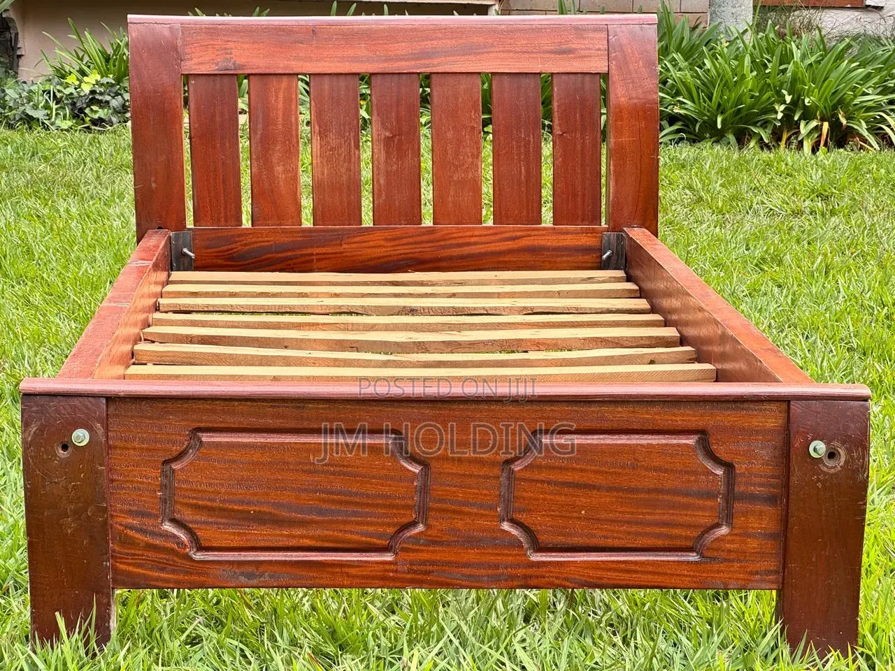 Classic Mahogany Bed