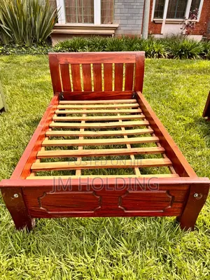 Classic Mahogany Bed