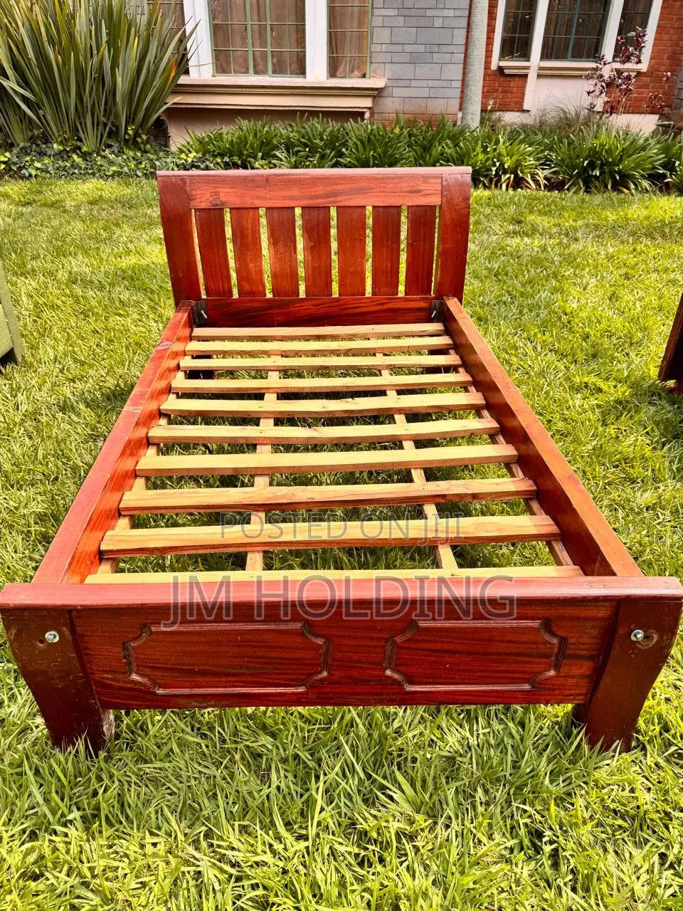 Classic Mahogany Bed
