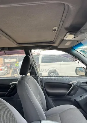 Toyota RAV4 2005 Yellow
