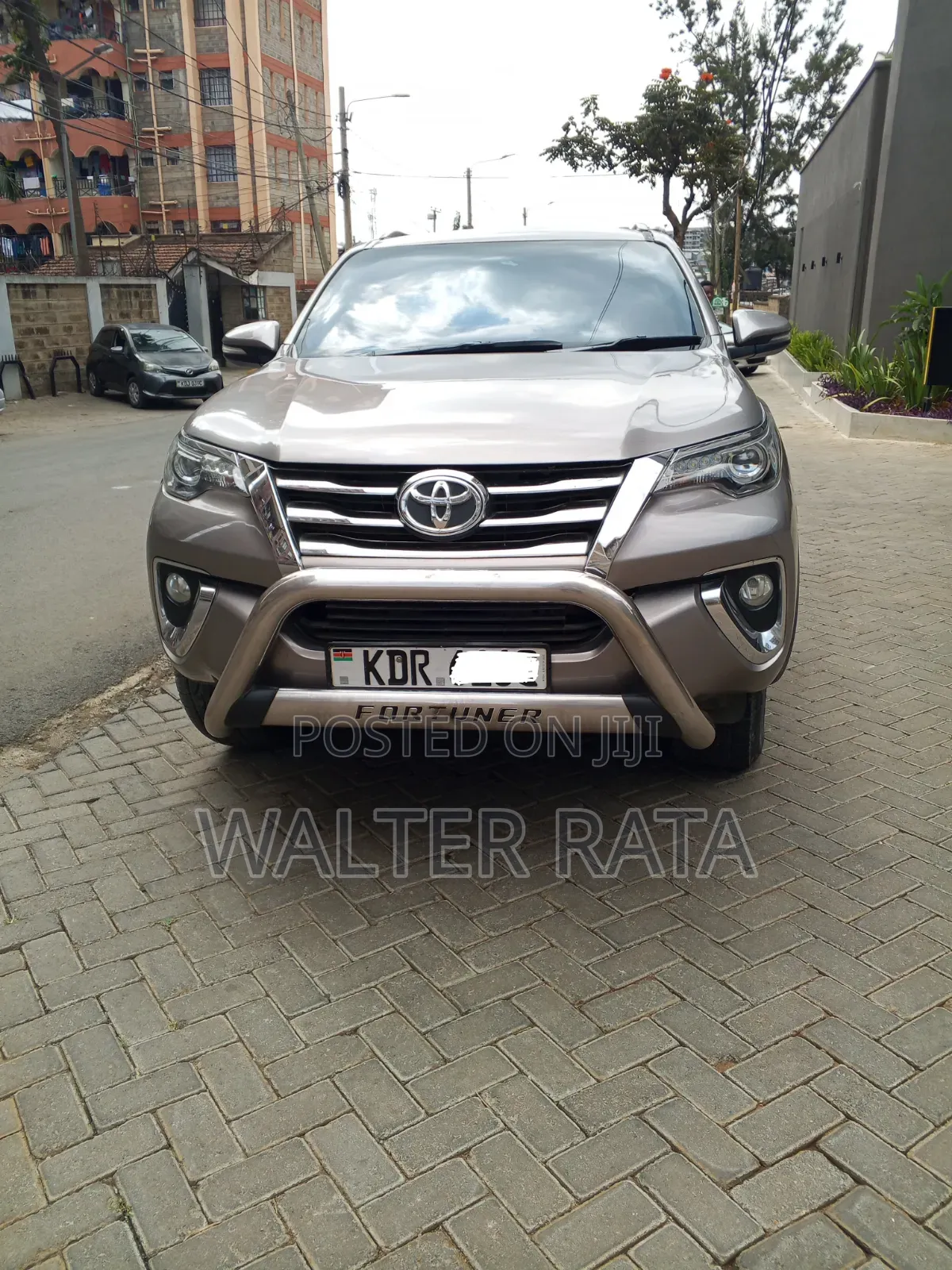 Toyota Fortuner 2017 Brown