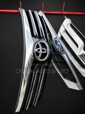 Toyota Avensis Grill