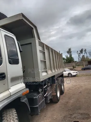 Isuzu FVZ Tipper