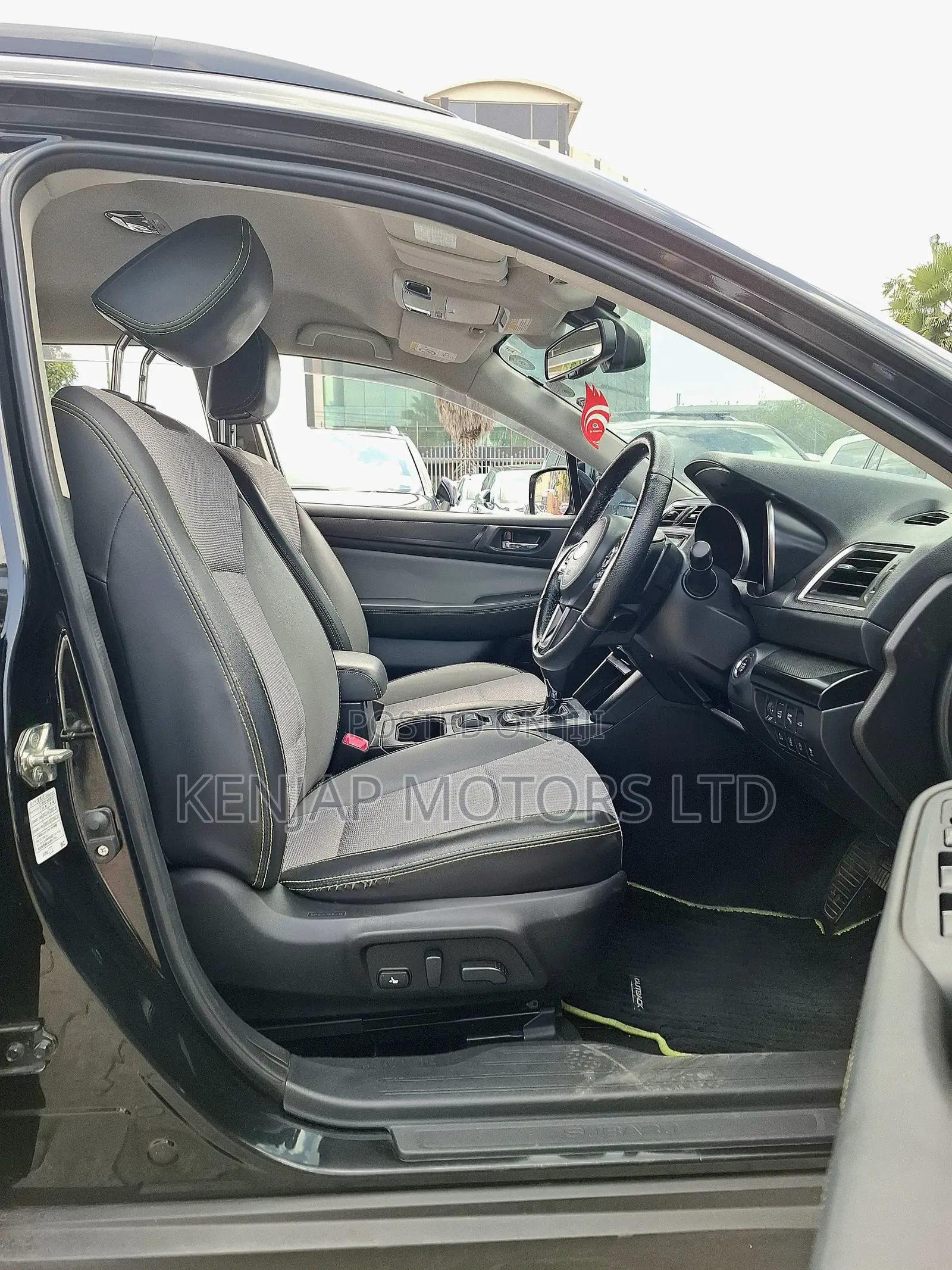 Subaru Outback 2017 Black