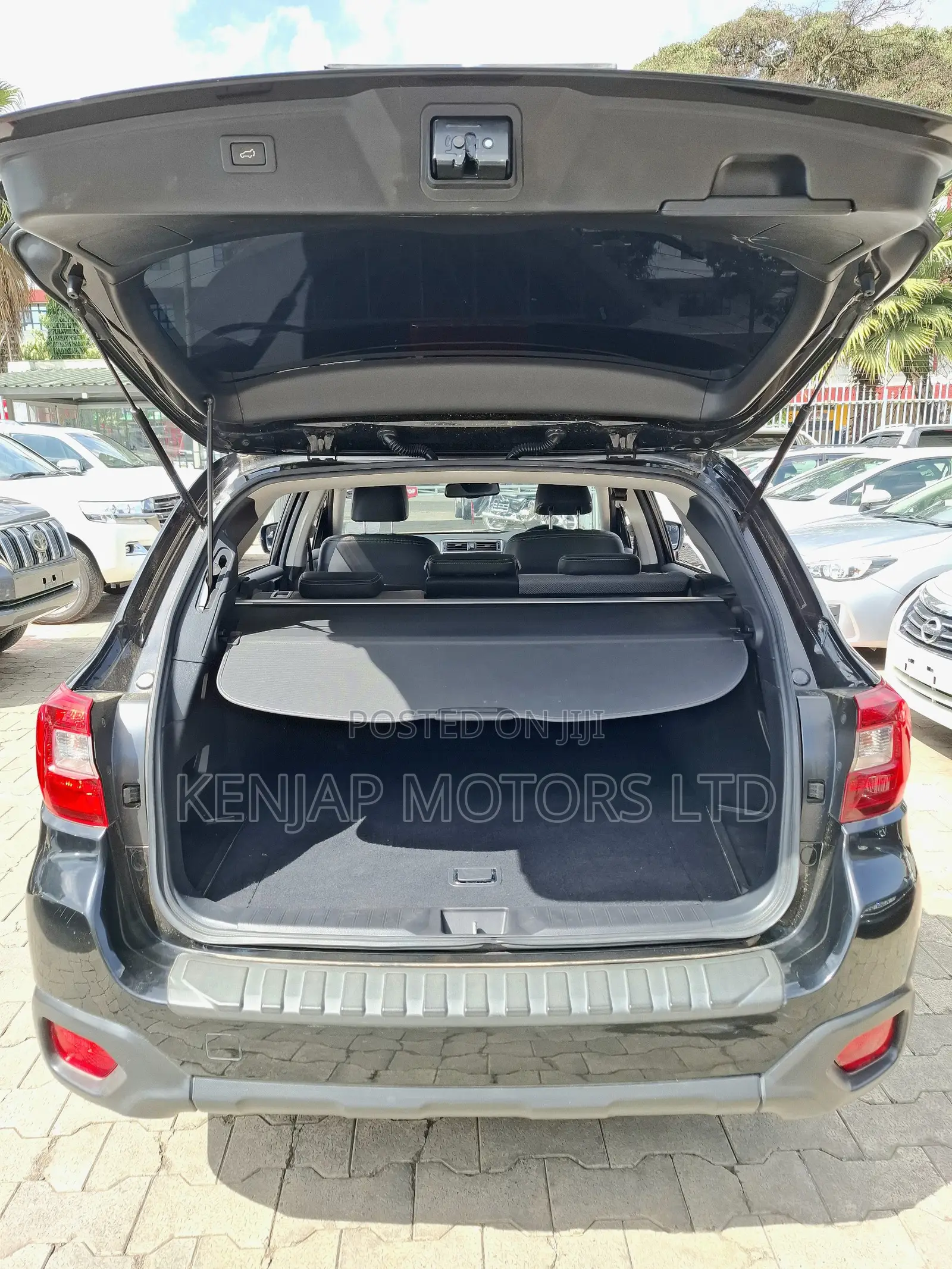 Subaru Outback 2017 Black