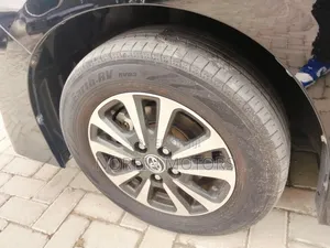 Toyota Esquire 2019 Black