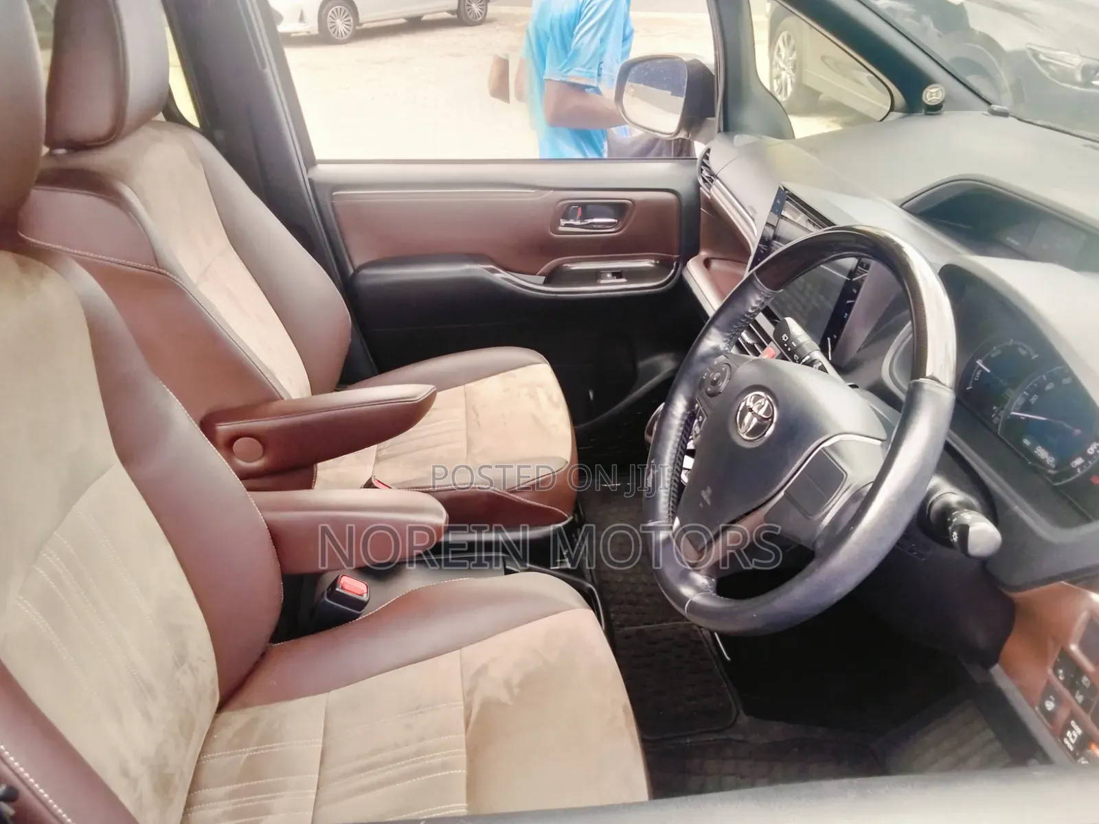Toyota Esquire 2019 Black