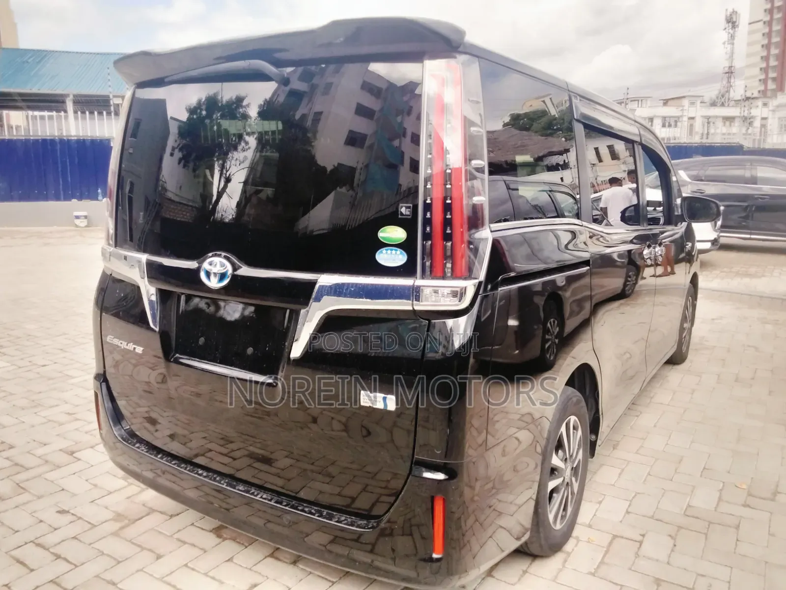 Toyota Esquire 2019 Black