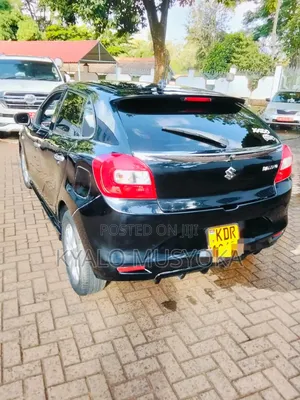 Suzuki Baleno 2016 Black