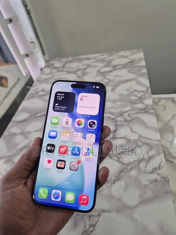 Apple iPhone 15 Pro Max 256 GB Blue - thumbnail 3