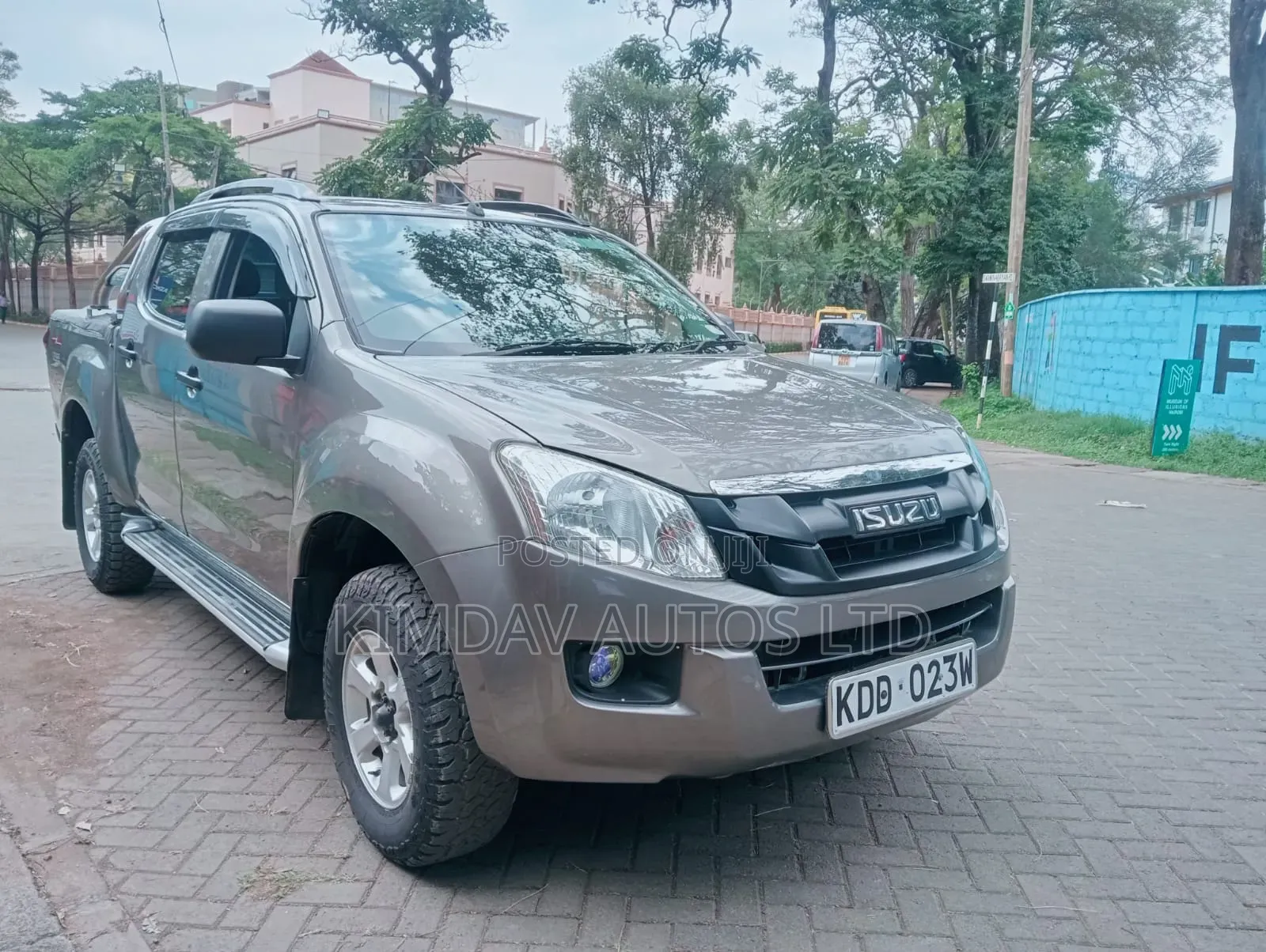 Isuzu D-MAX 2022 Gray