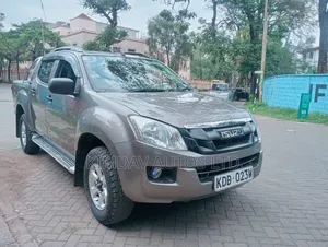 Isuzu D-MAX 2022 Gray