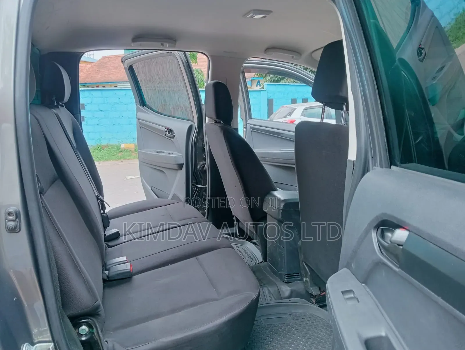 Isuzu D-MAX 2022 Gray