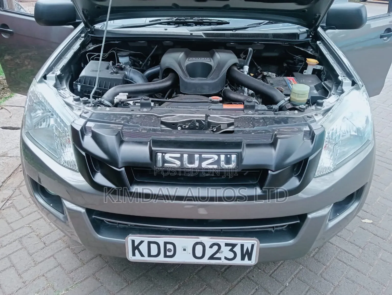 Isuzu D-MAX 2022 Gray