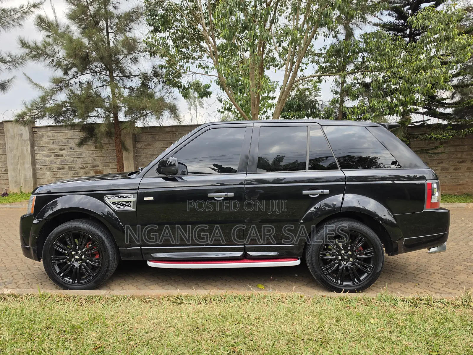 Land Rover Range Rover Sport 2011 Black