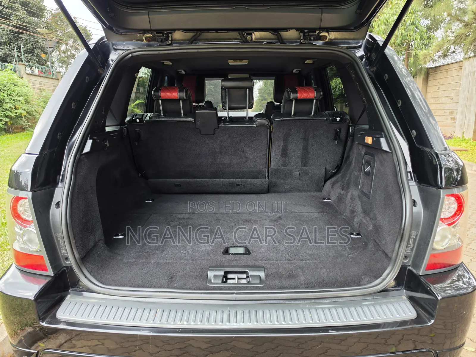 Land Rover Range Rover Sport 2011 Black