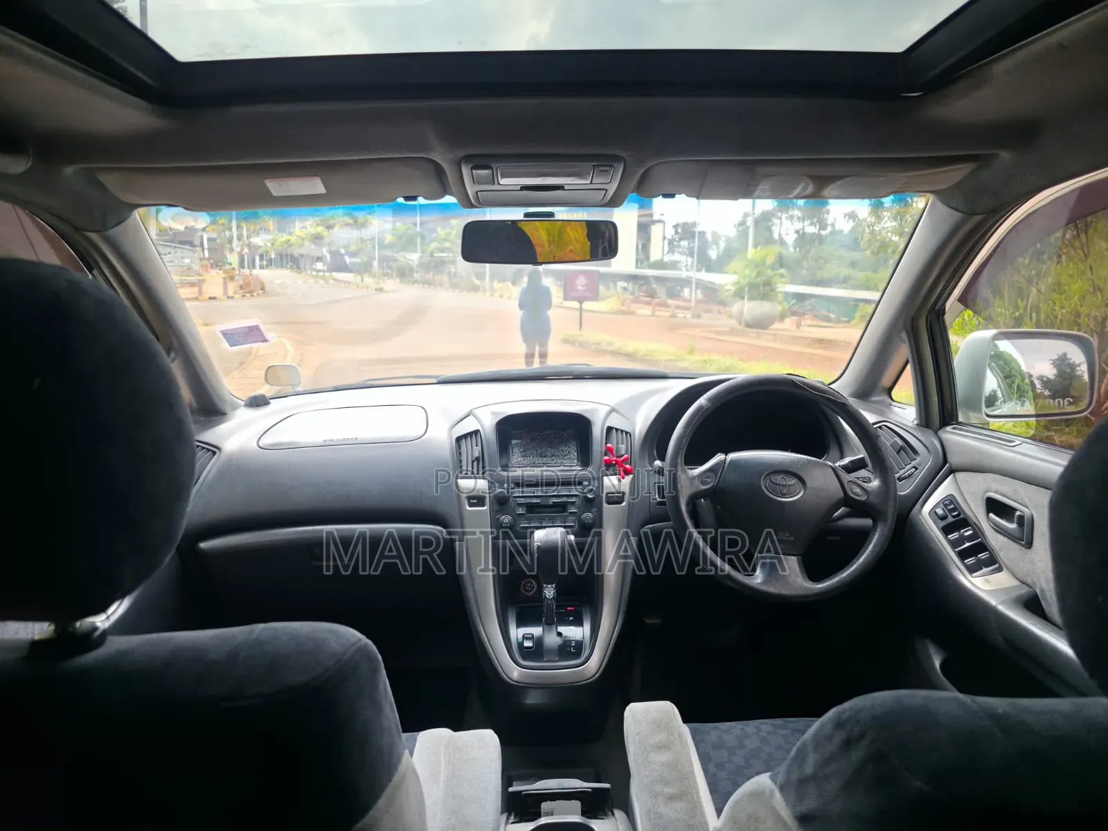 Toyota Harrier 2001 Silver