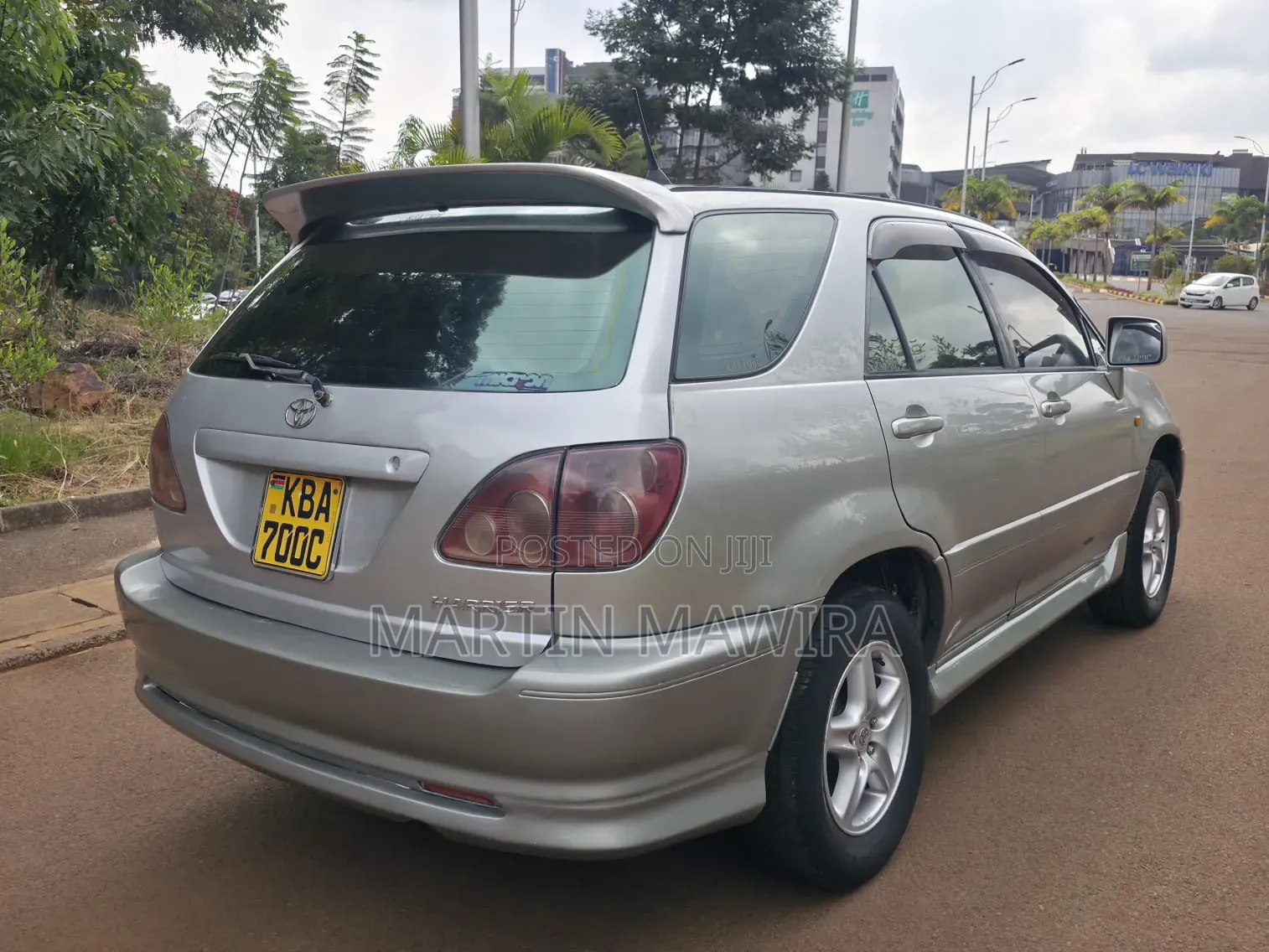 Toyota Harrier 2001 Silver