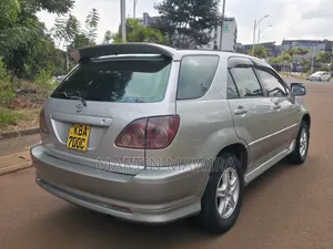 Toyota Harrier 2001 Silver
