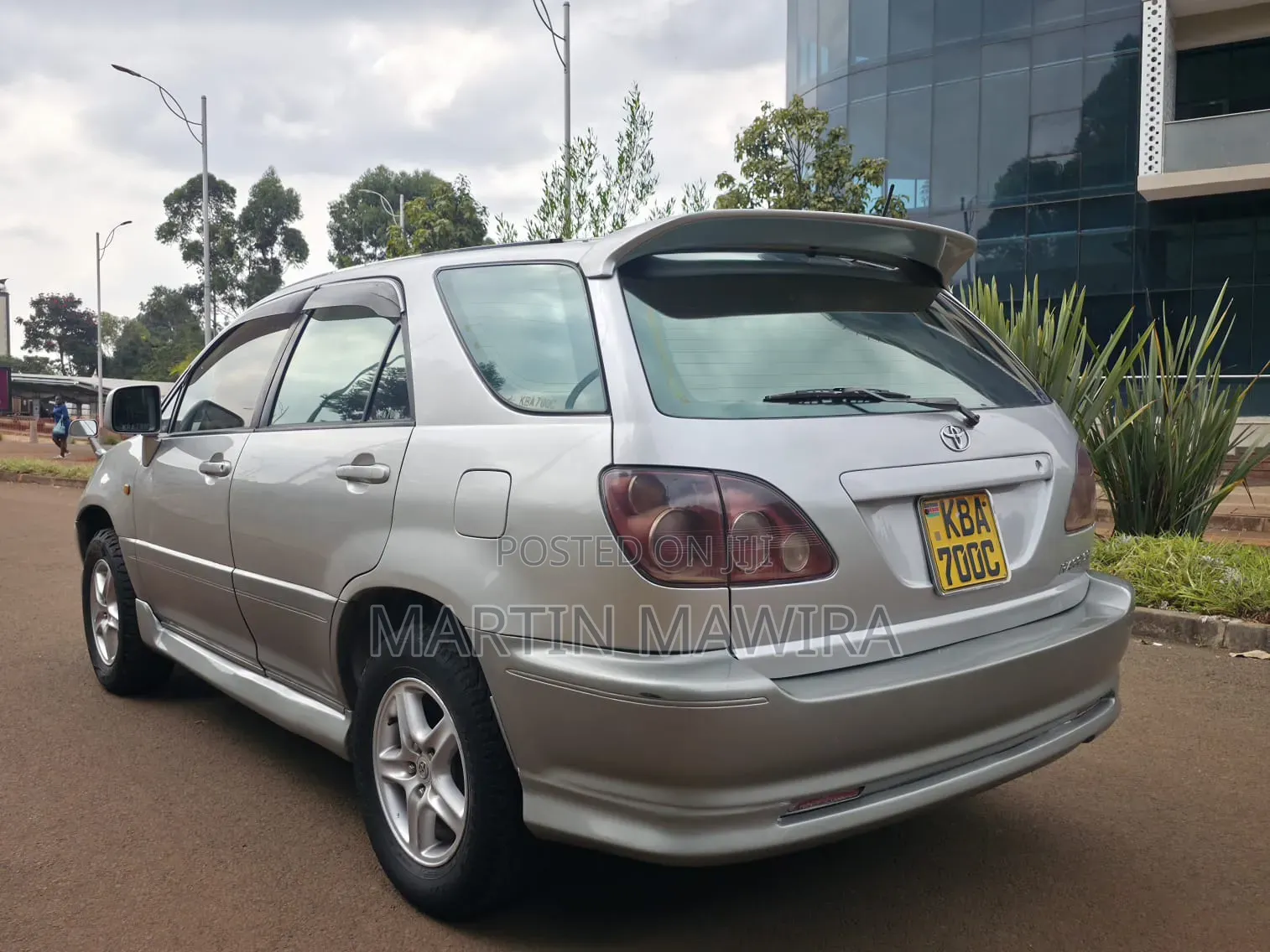Toyota Harrier 2001 Silver