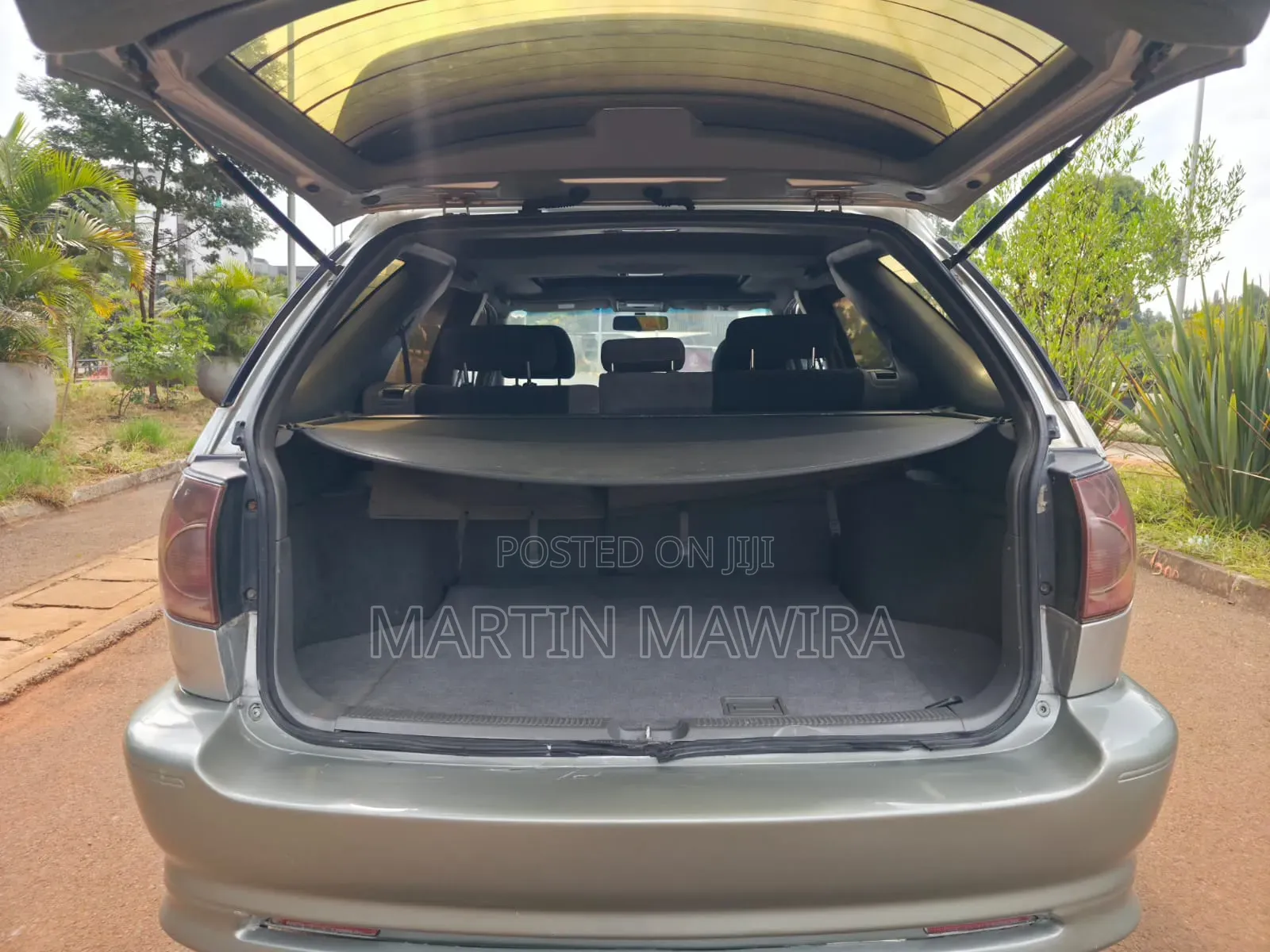 Toyota Harrier 2001 Silver