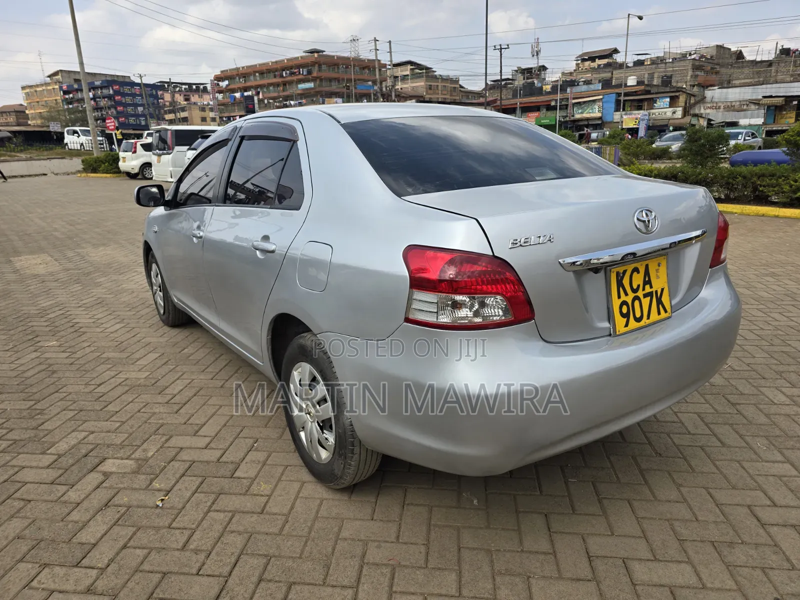 Toyota Belta 2009 Silver