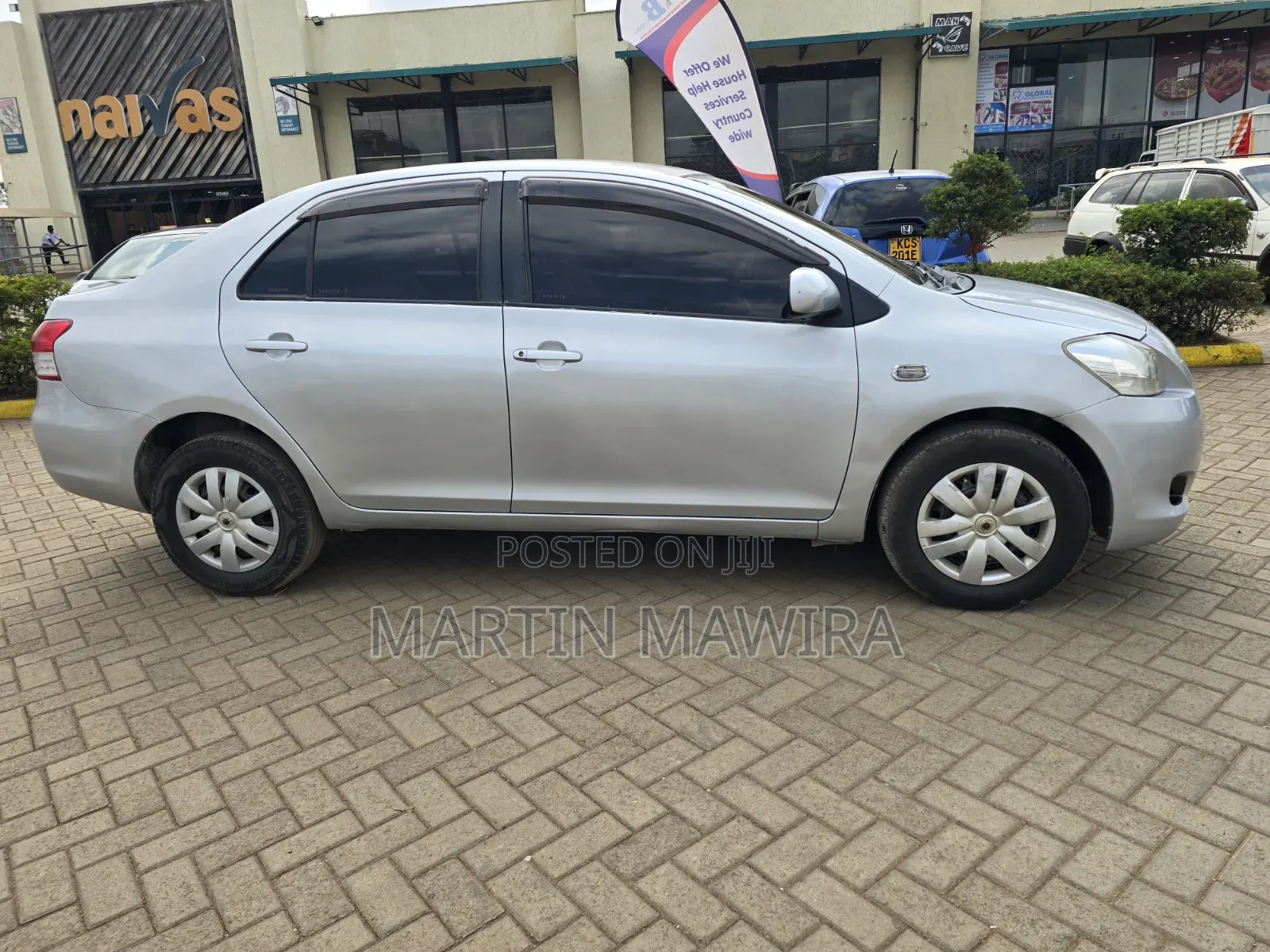 Toyota Belta 2009 Silver