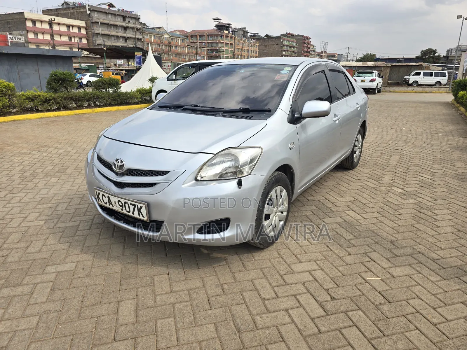 Toyota Belta 2009 Silver