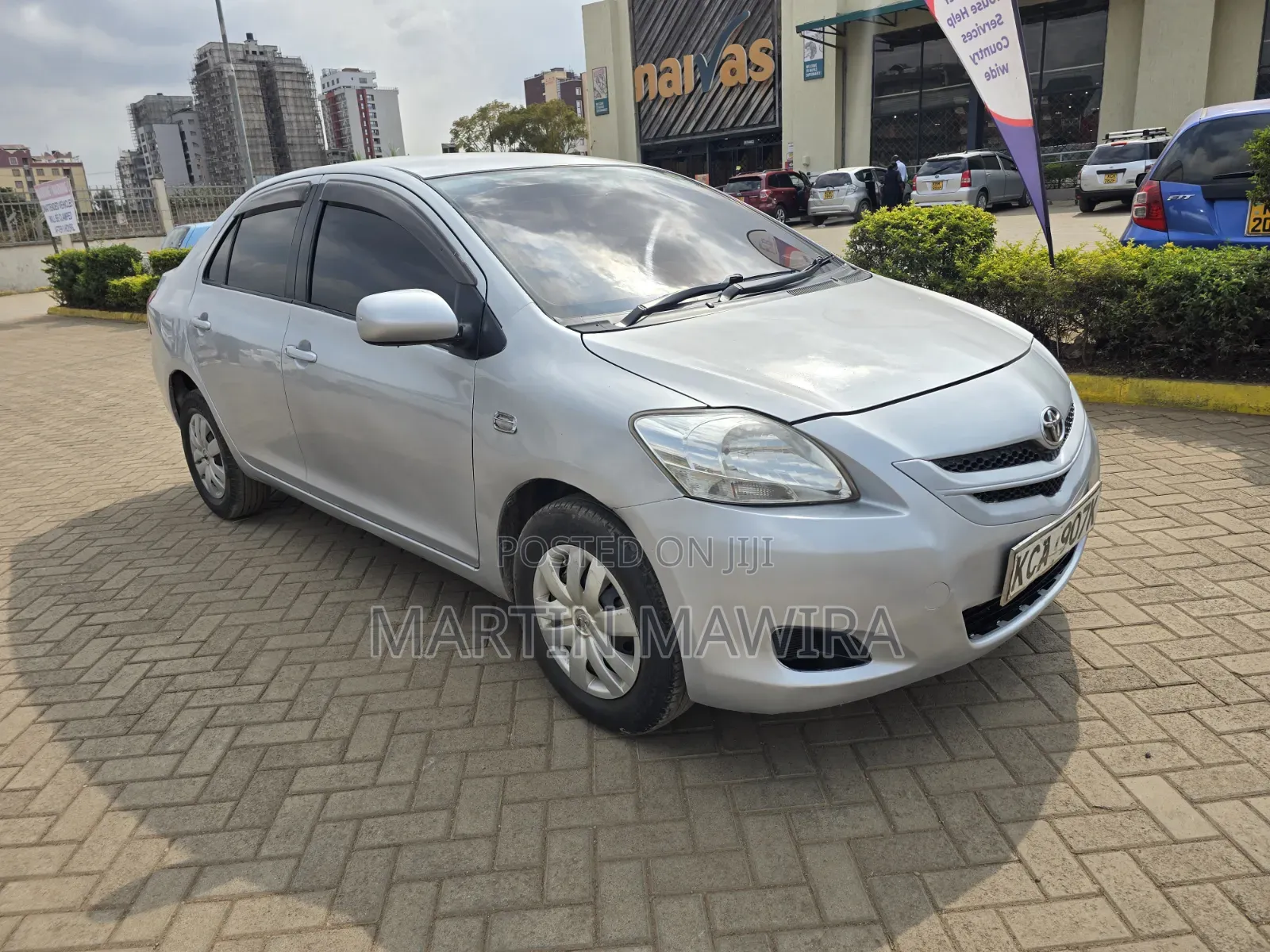 Toyota Belta 2009 Silver