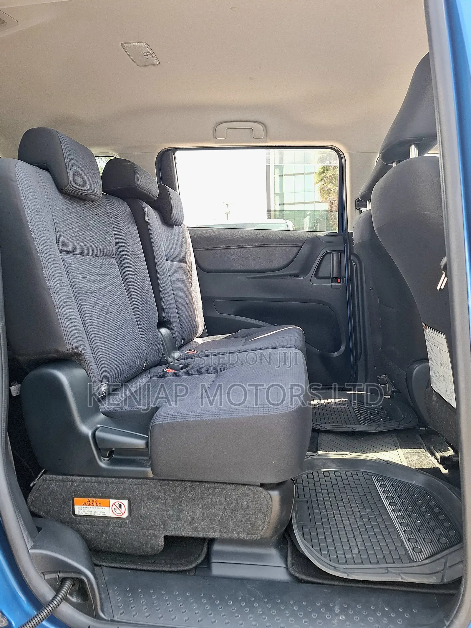 Toyota Sienta 2018 Blue