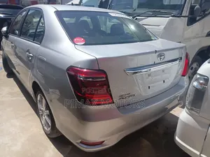 Toyota Axio 2019 Silver