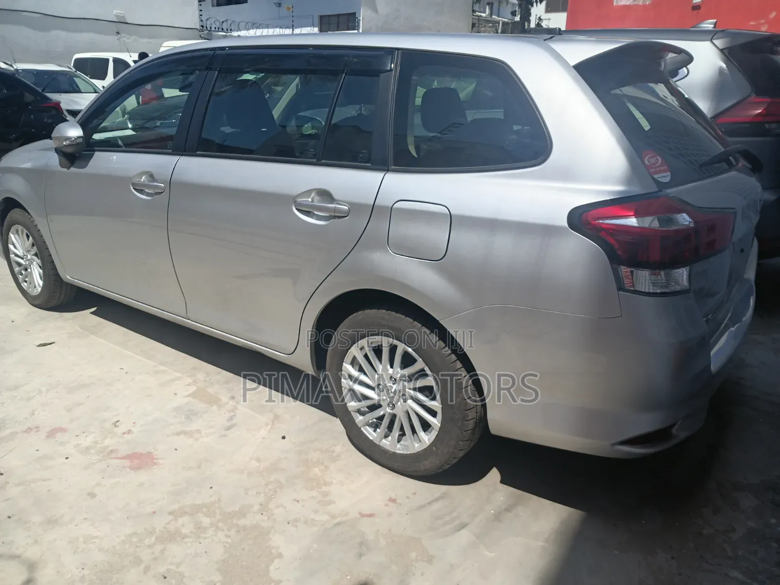 Toyota Corolla Fielder 2019 Silver