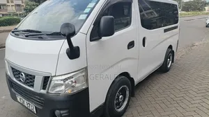 Nissan Caravan (Urvan) 2015 White