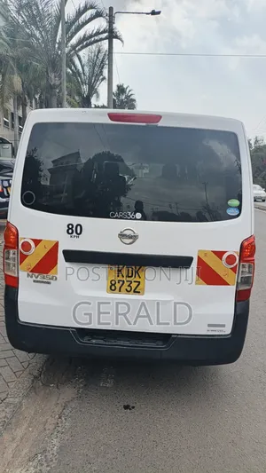 Nissan Caravan (Urvan) 2015 White
