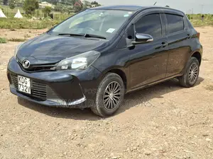 Toyota Vitz 2014 Black