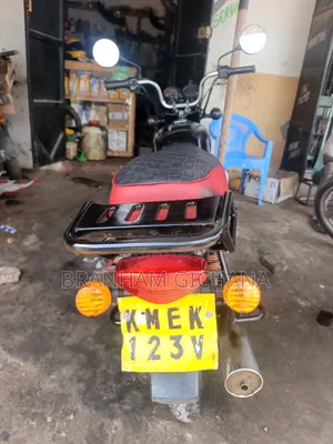 Bajaj Boxer 100 2019 Black