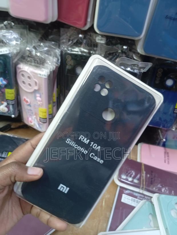 Xiaomi Redmi 10a Flexible, Shock-Absorbing Liquid Silicone Case - thumbnail 2