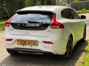 Volvo V40 2014 White