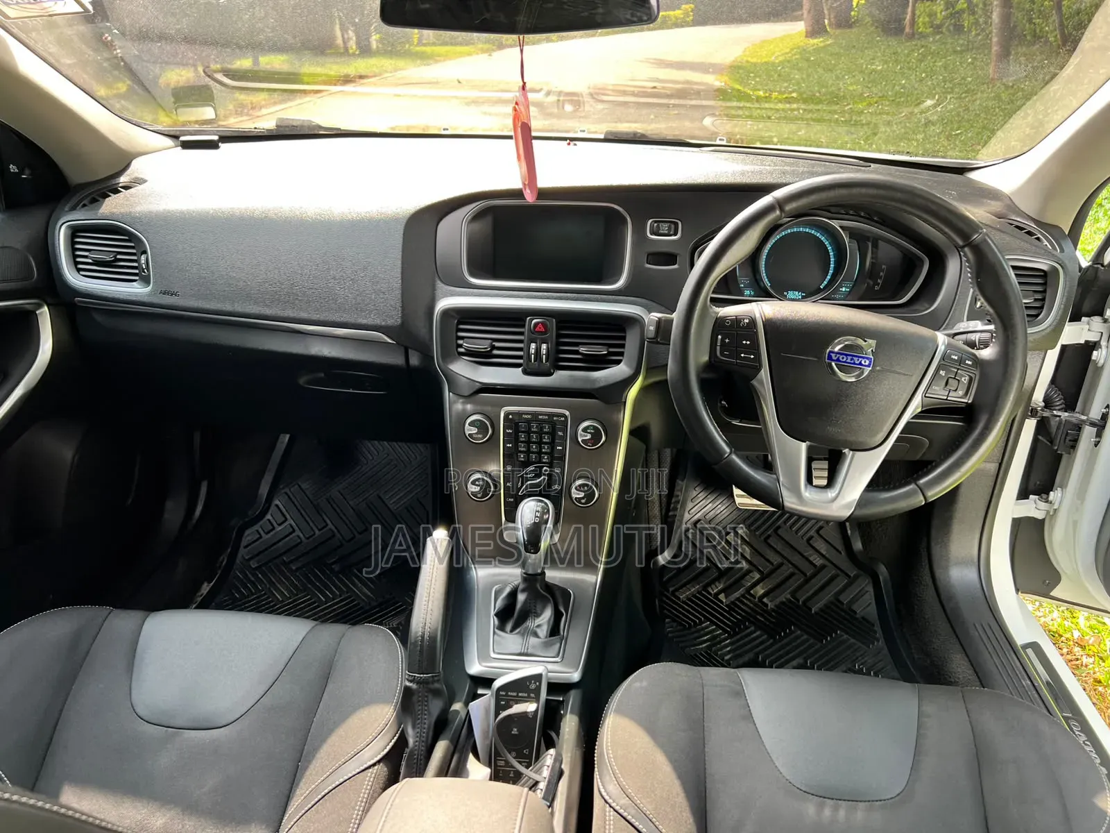 Volvo V40 2014 White
