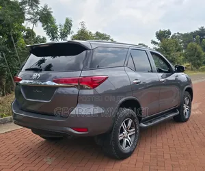 Toyota Fortuner 2016 Gray