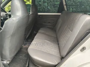 Toyota Corolla 2000 White
