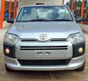 Toyota Succeed 2019 Silver