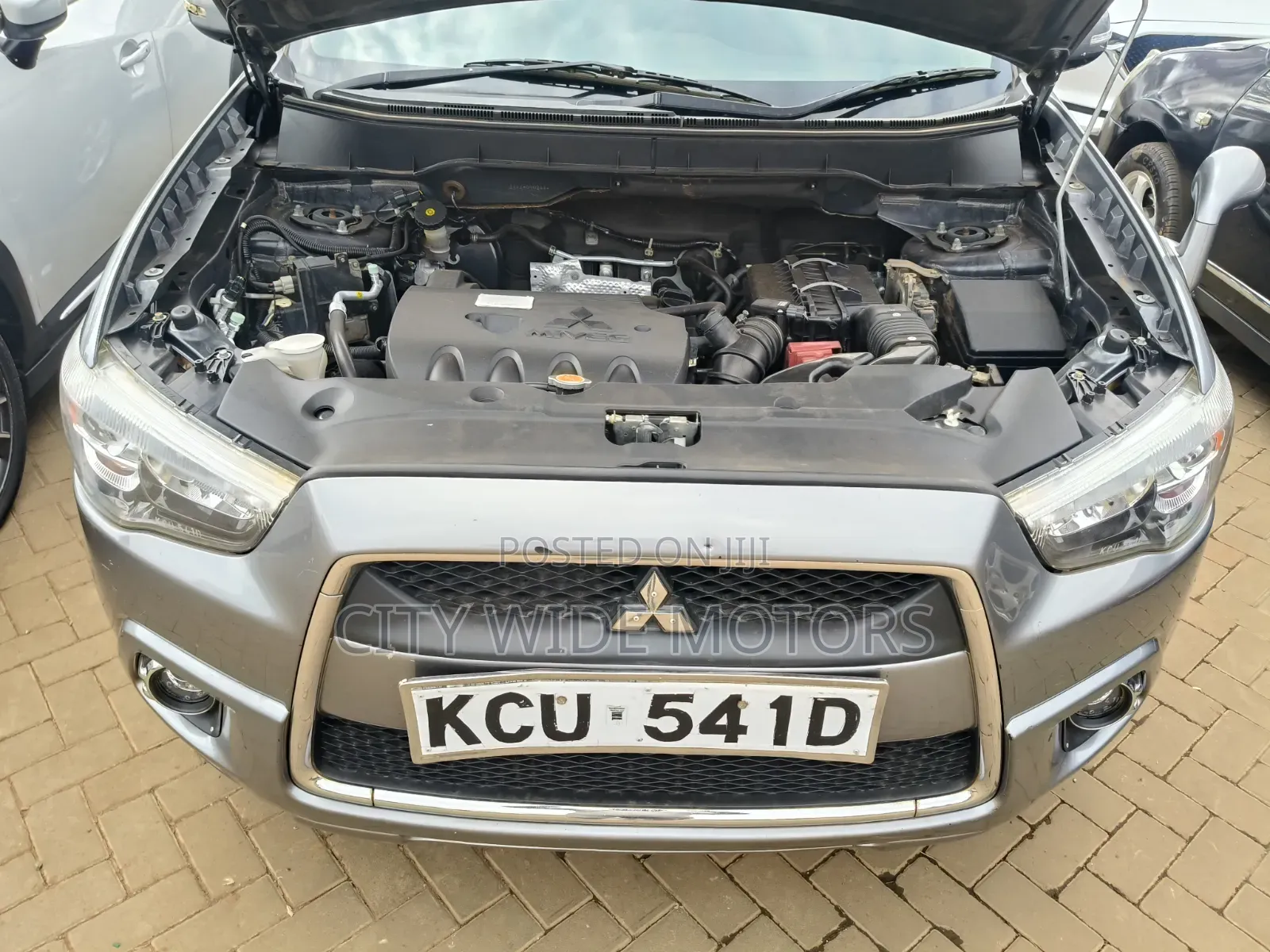 Mitsubishi RVR 2.0 2012 Gray