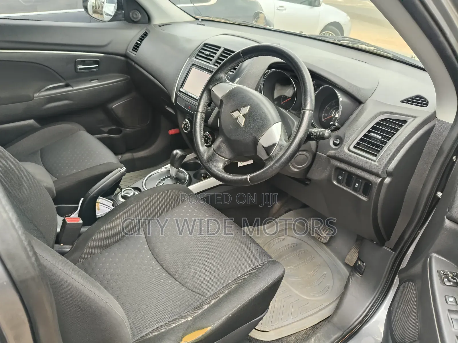 Mitsubishi RVR 2.0 2012 Gray