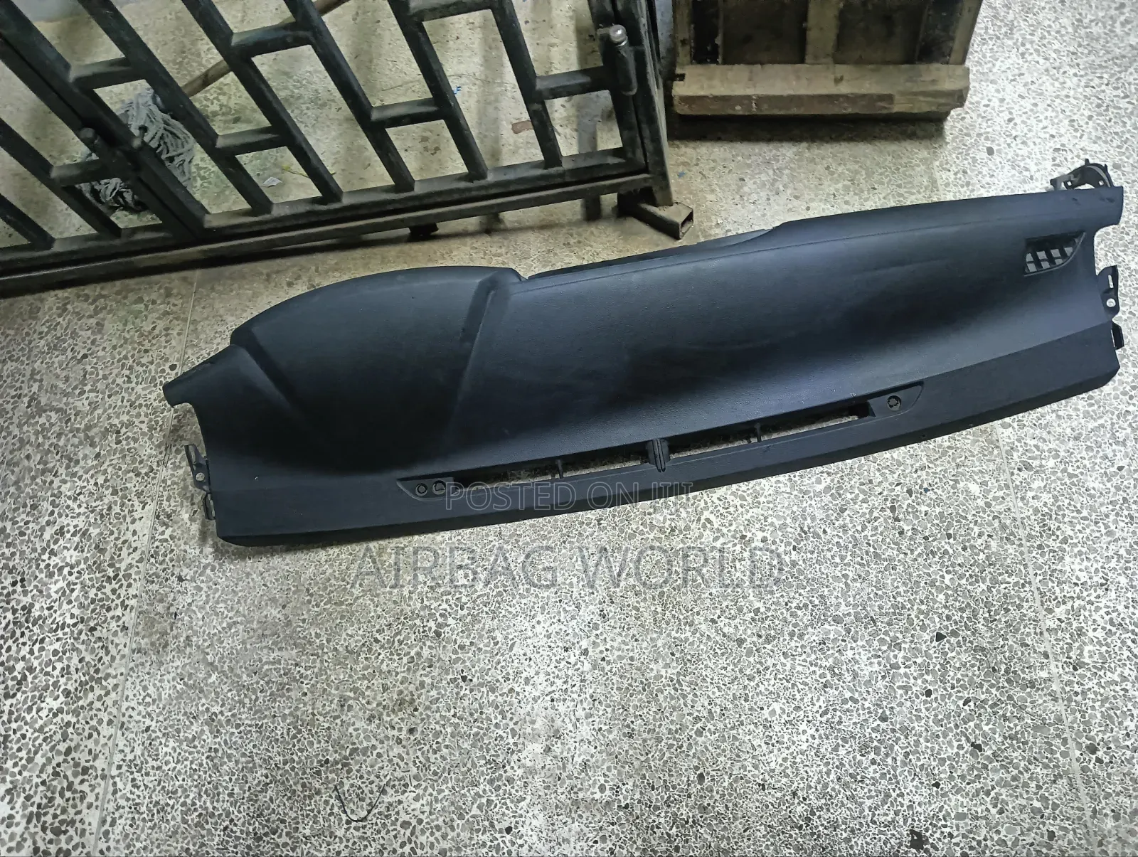 Toyota Revo Dashboard Airbag