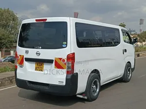 Nissan Caravan (Urvan) 2015 White